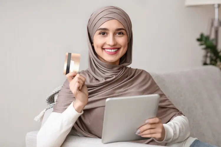 How to get working credit card numbers with money in 2023